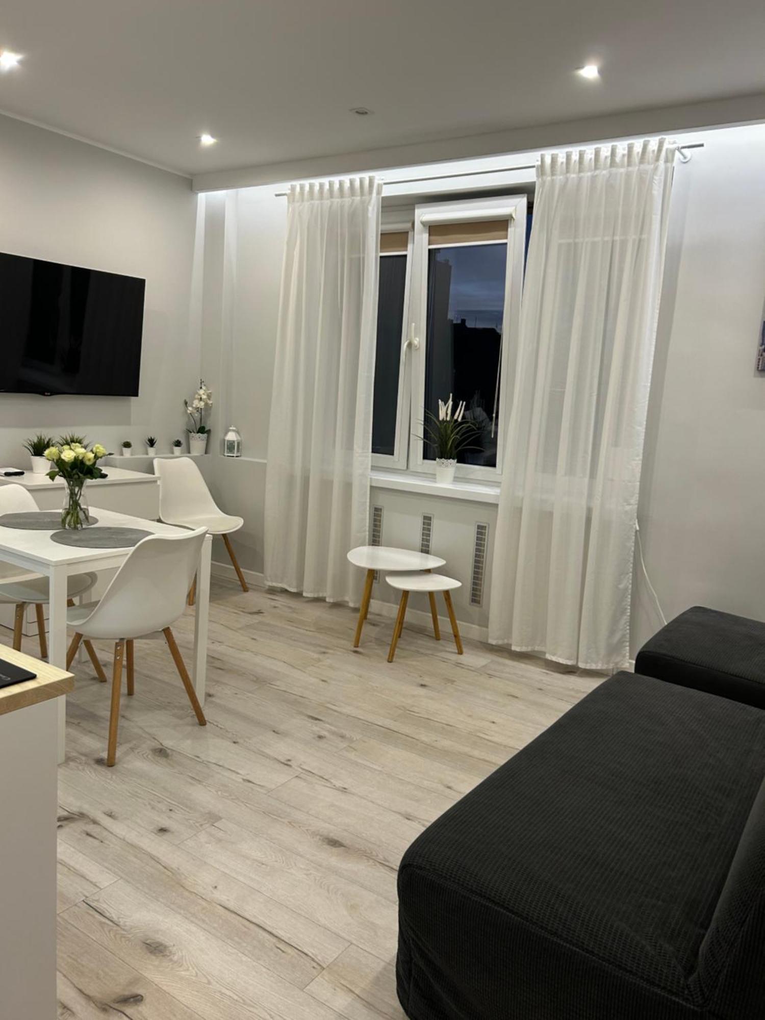 Apartament Na Dworcowej Centrum Parking Gratis Vratislav Exteriér fotografie
