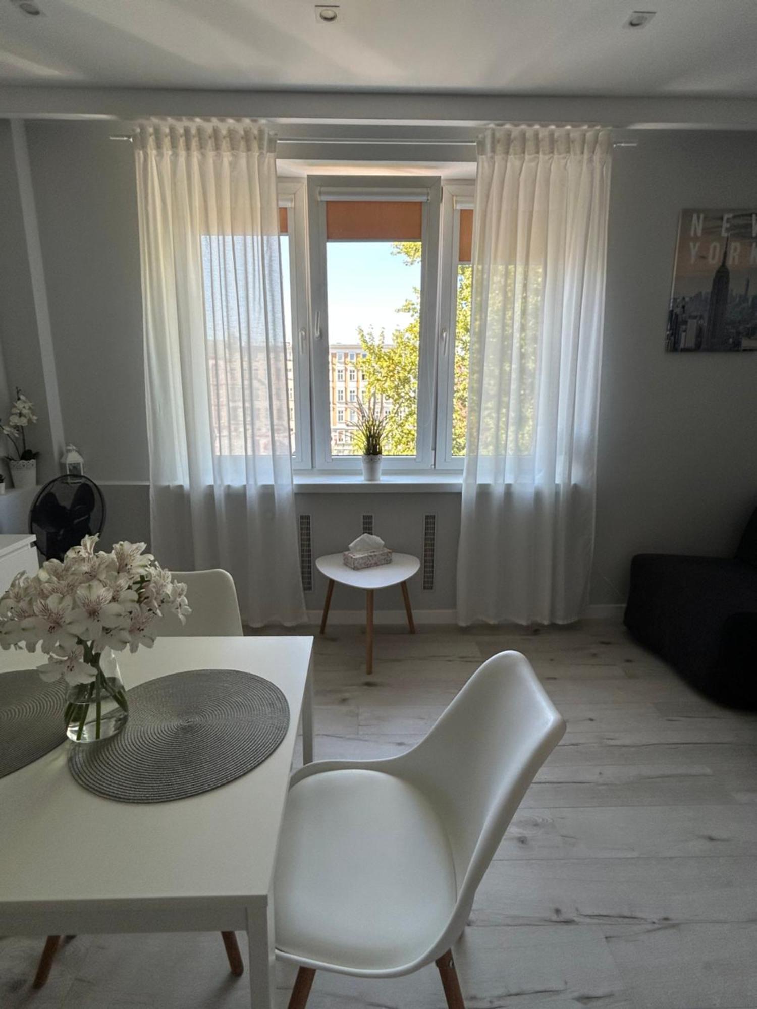 Apartament Na Dworcowej Centrum Parking Gratis Vratislav Exteriér fotografie