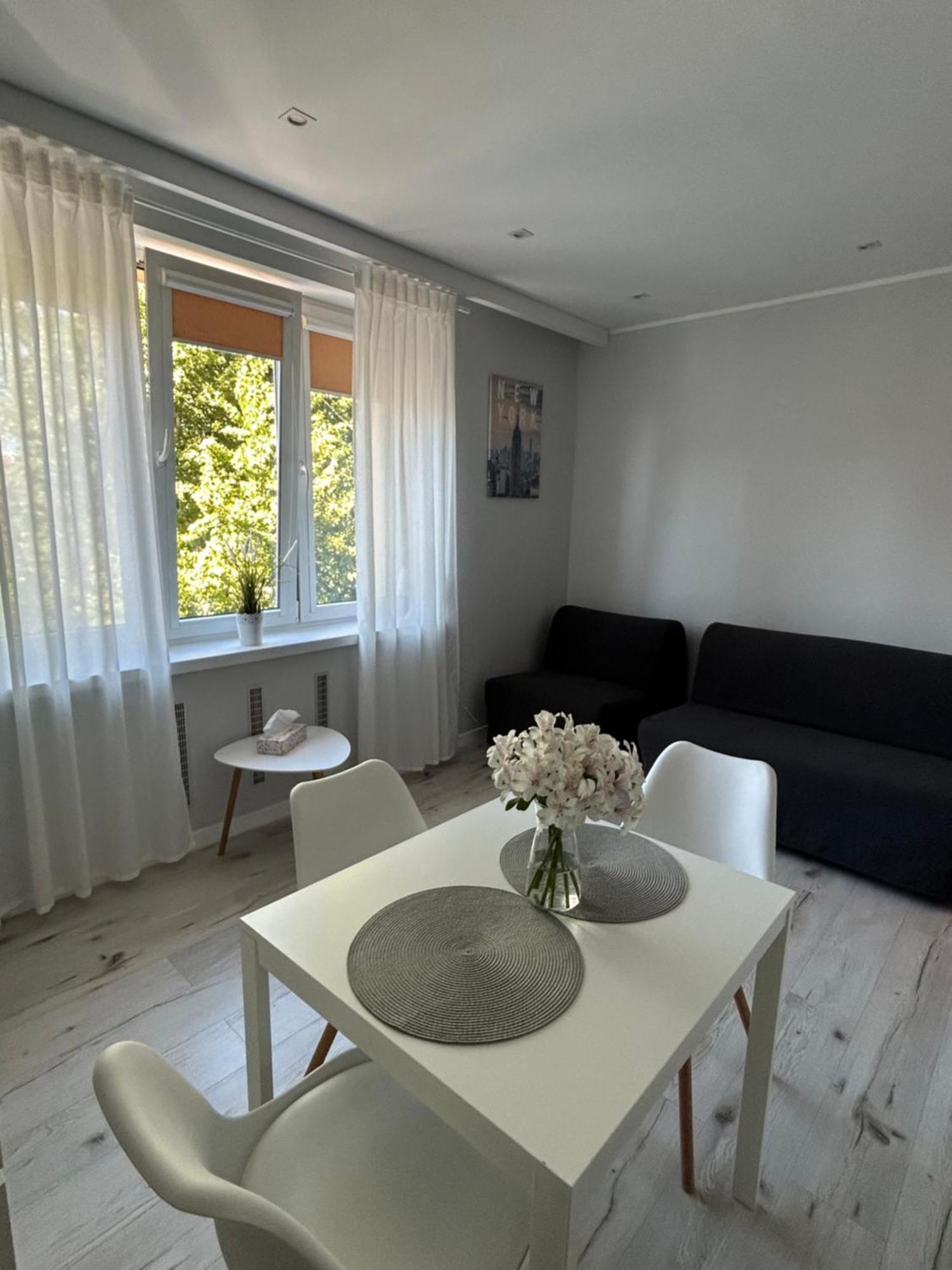 Apartament Na Dworcowej Centrum Parking Gratis Vratislav Exteriér fotografie